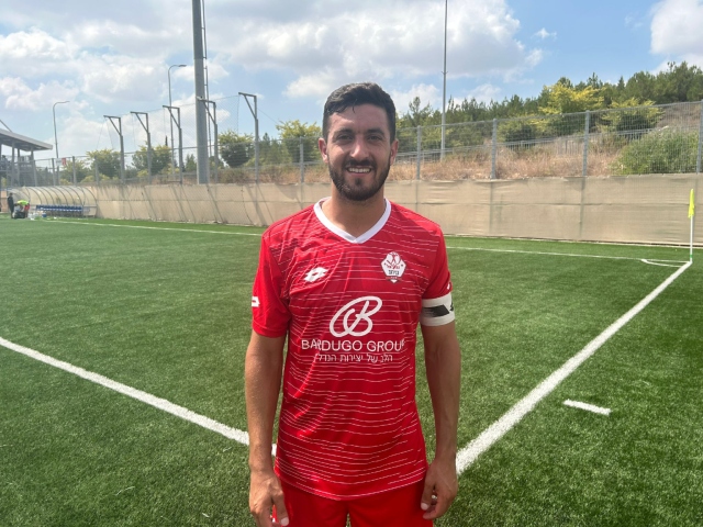 יפרח. כיכב בפתיחת העונה (אביחי דלאל)